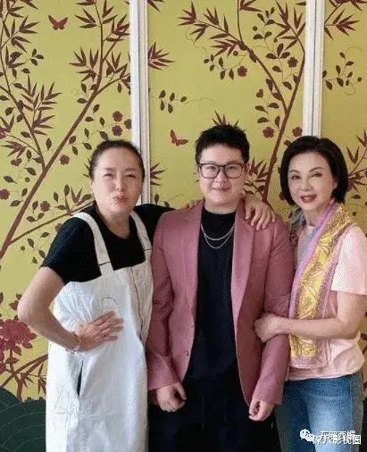 张天爱|乌龙反击战牵出最强闺蜜团，三地富豪圈就这么串起来了