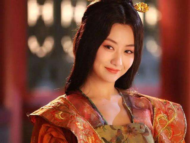 白冰|她曾是“京城四美”之一，巅峰时期结婚隐退，如今复出成单亲妈妈