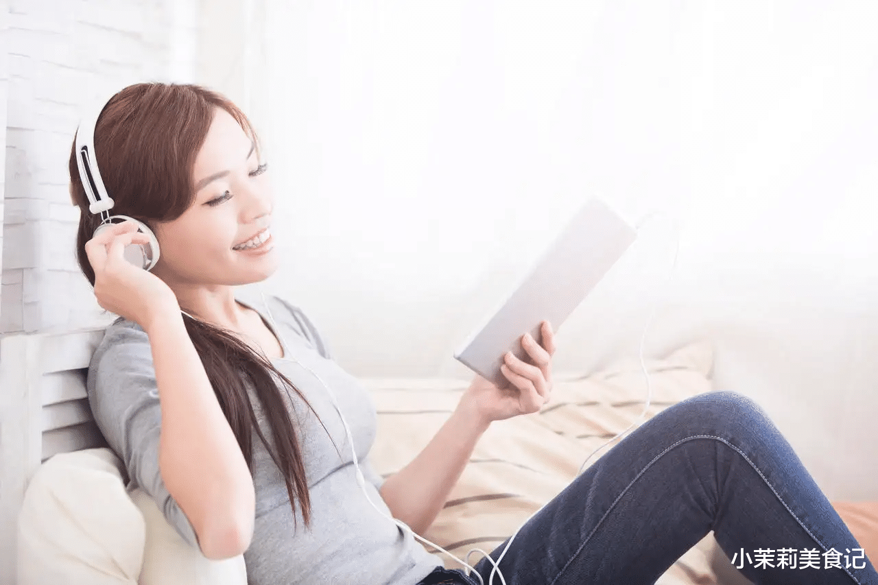 雌激素|女人不想提前衰老,多吃5种碱性食物,激发雌激素,体态好显年轻