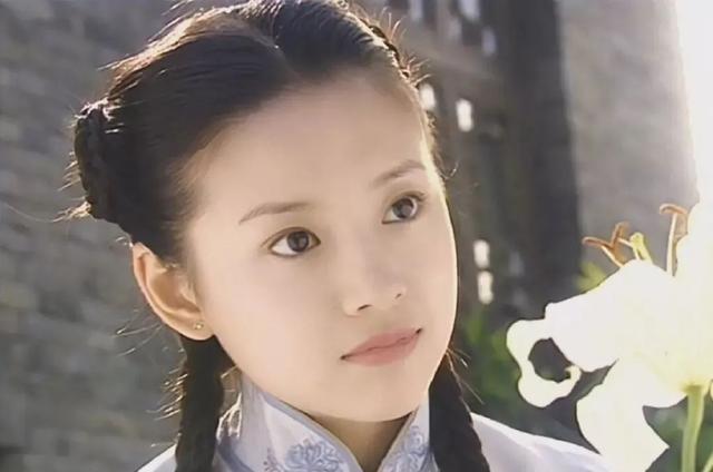 章子怡|41岁章子怡演15岁少女太违和，双眼无神满脸疲惫，毫无少女感