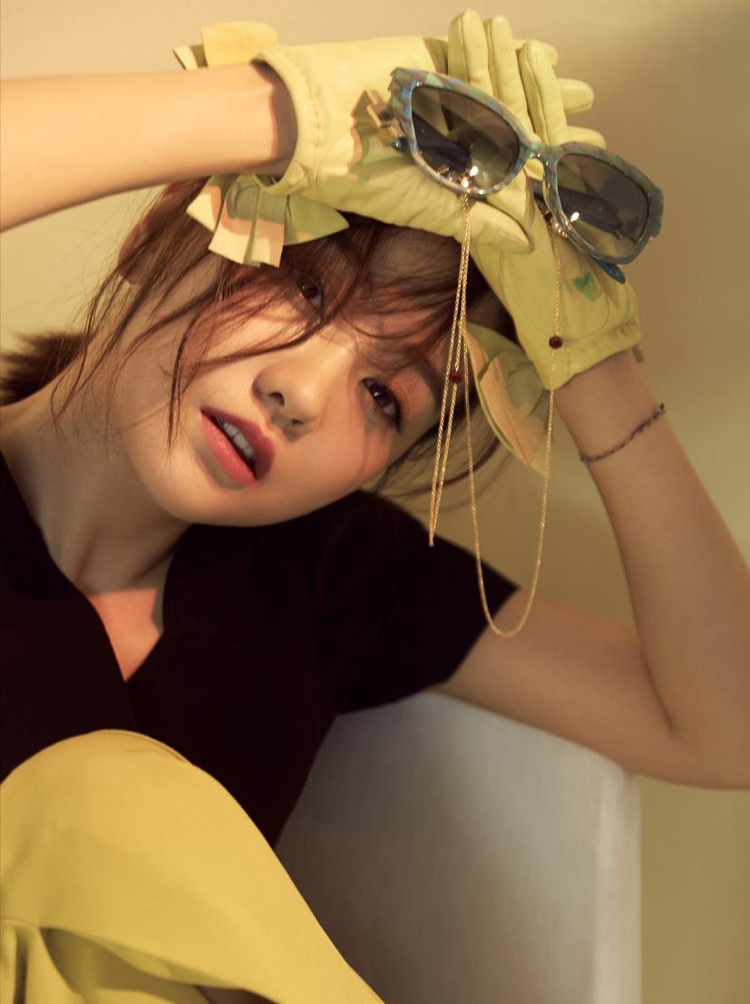 芒果台|杨蓉恋情曝光,和神秘男子疑似同居?男友是圈外人,好事将近