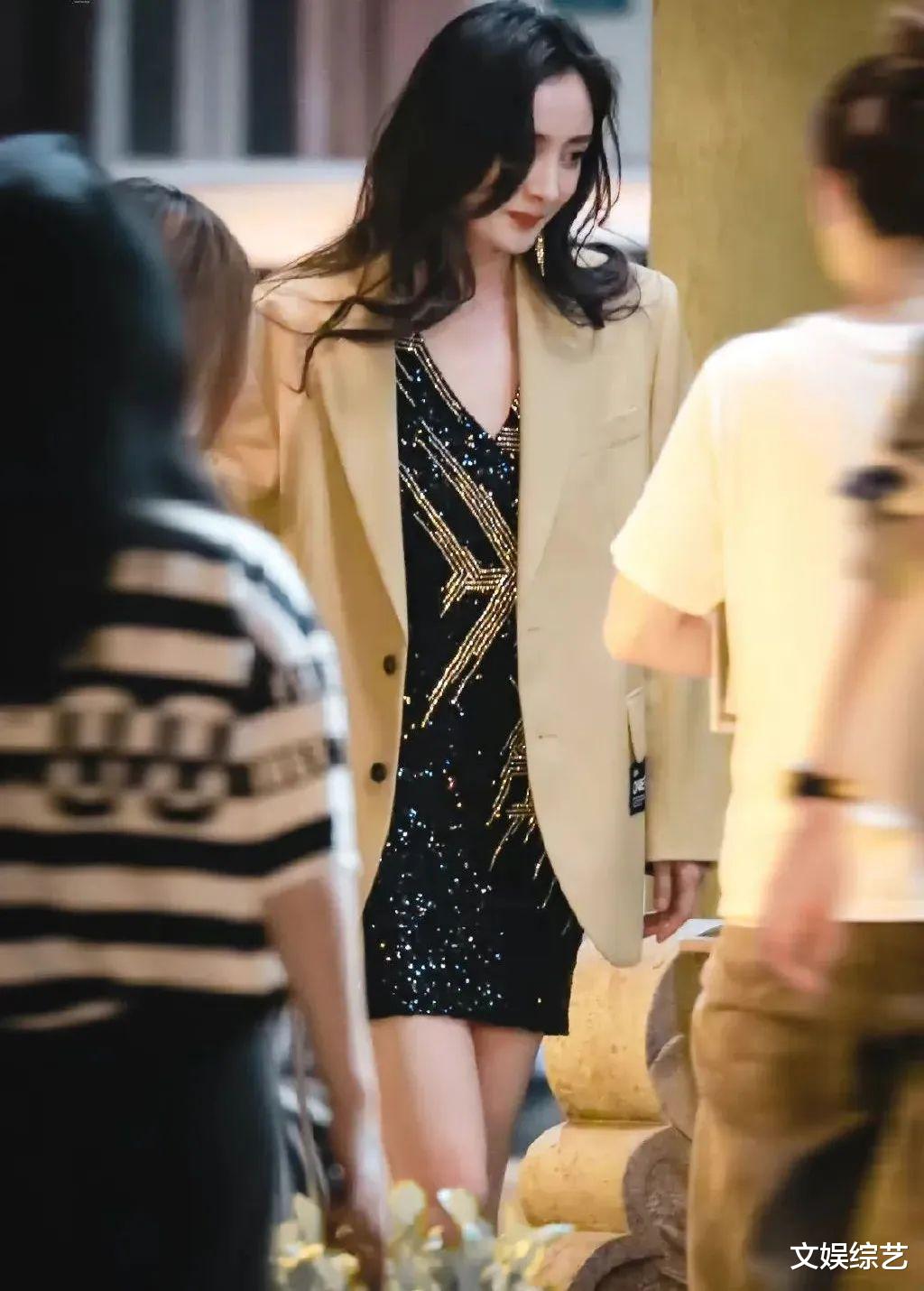 许凯|《爱的二八定律》:杨幂与许凯花式接吻,甜蜜画面让人羡慕