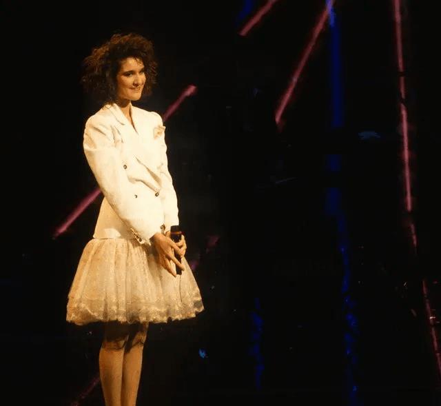 席琳·迪翁|席琳迪翁54岁生日之际亮相，骨瘦嶙峋，不复昔日风采