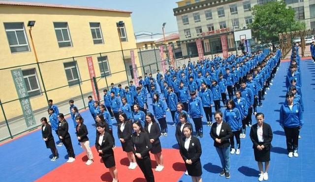 招生|中考成绩没达到普高录取分数线,还能进入普高吗?老师:有机会