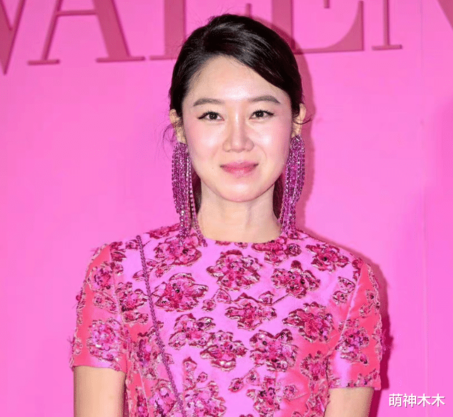 火龙果|明星集体穿上芭比粉,活动现场生图曝光太精彩,好像火龙果开会