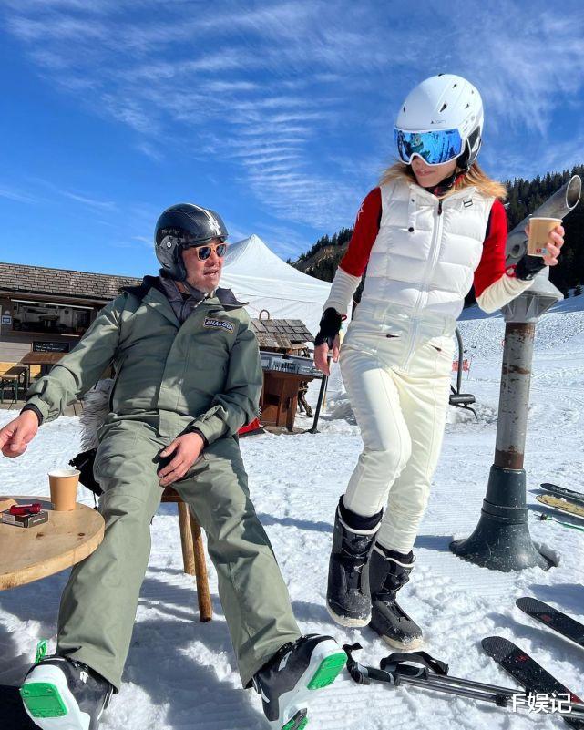 佟丽娅|TVB宫女李美慧与大25岁百亿老公带女儿去法国滑雪度假