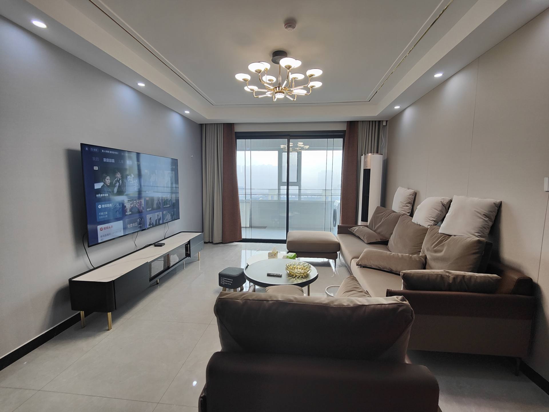 解放阳台的洗烘套装,让年轻人多一些休闲空间