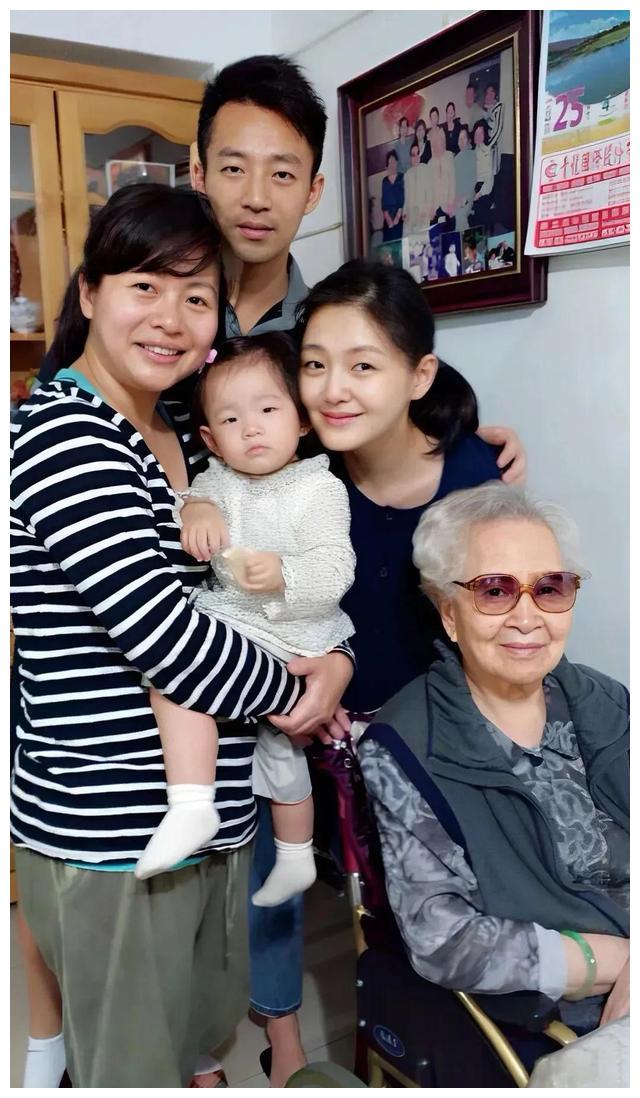 大S|帮汪小菲看孩子,让亲妹妹大S被疑婚内出轨,徐熙娴是怎样的人?