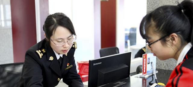 大学生|2022公务员迎来“新改革”,工资待遇或将下调,在职人员:太突然