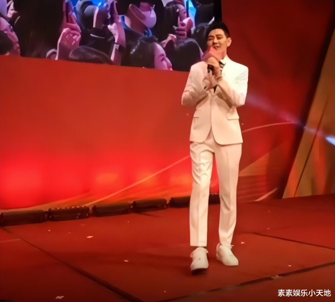 林志颖|林志颖开心复工:脸部没有手术痕迹,笑起来不僵硬比以前更帅气