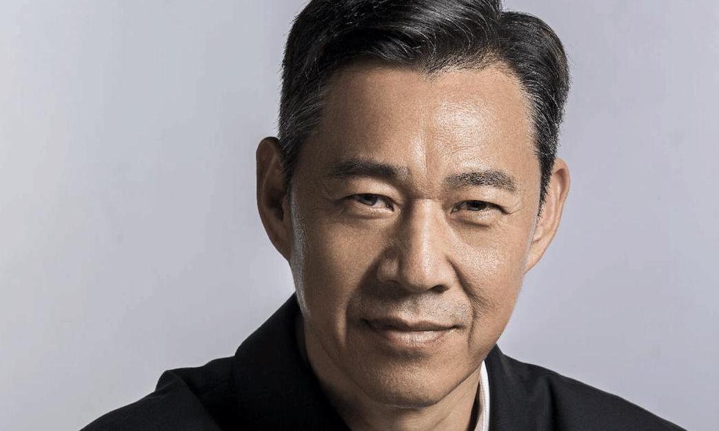 张丰毅|张丰毅,送百万豪车给继女,却对亲儿子不屑一顾,今万般悔恨?