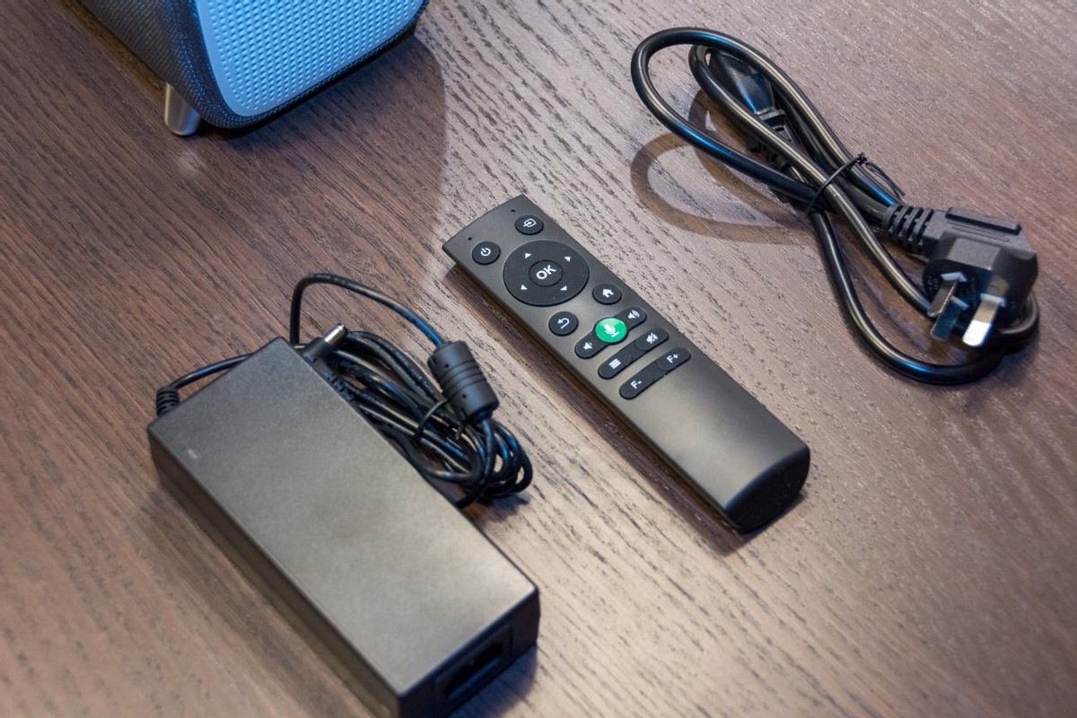 工業機器人|干掉電視？千元級泰捷WEBOX T1S投影儀 會有怎樣的體驗 帶你去看看