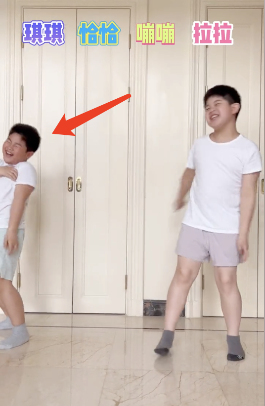 胡可|胡可晒儿子跳小鸡恰恰舞，安吉小鱼儿舞姿喜感，双双发福越长越像
