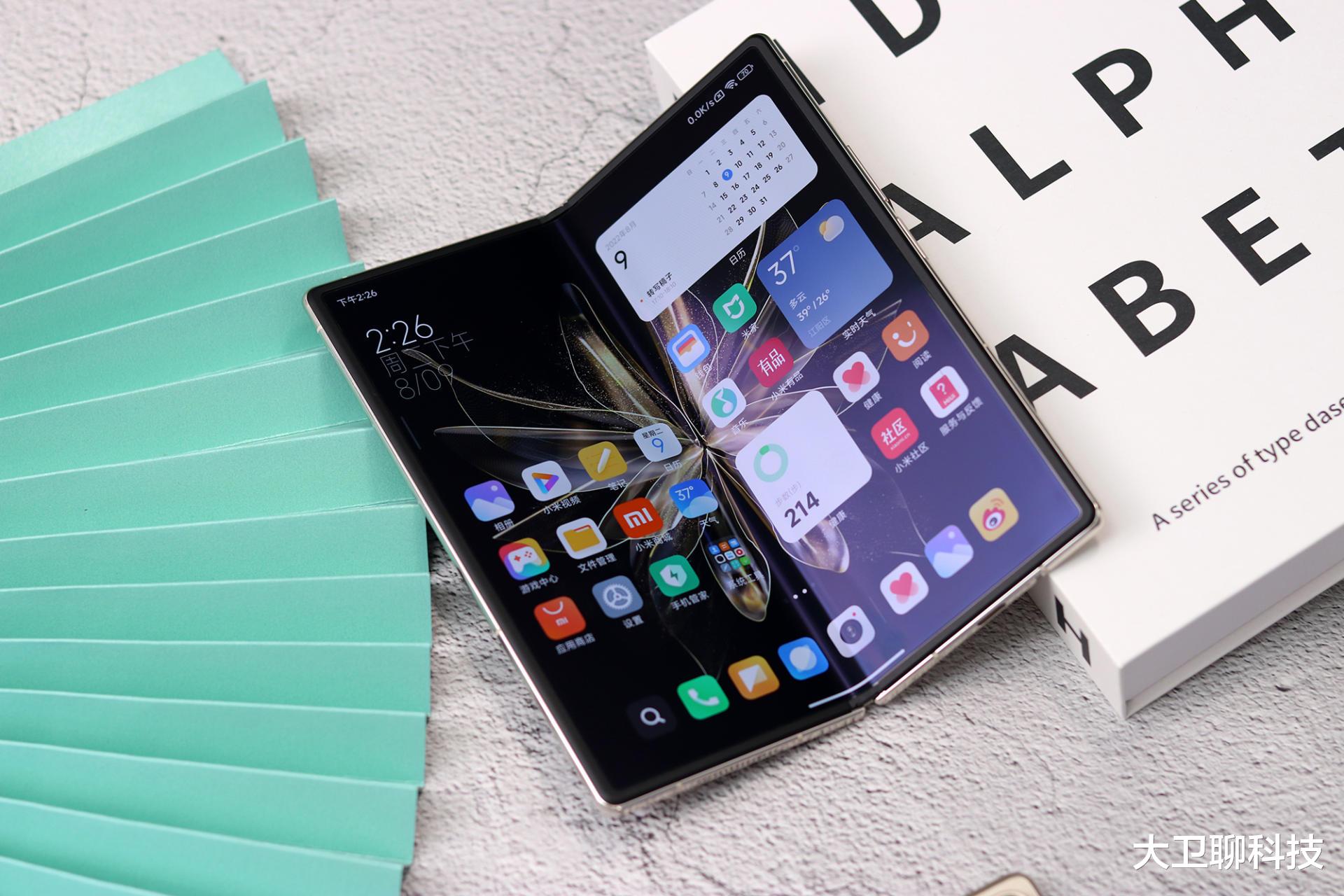 小米科技|下滑16.9%!国内手机卖不动真相被揭露,“消费者没钱”纯属背锅