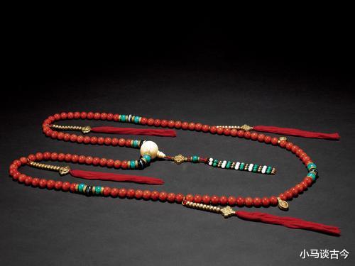 翡翠|中国古代最值钱的十大朝珠，最贵的高达5836万