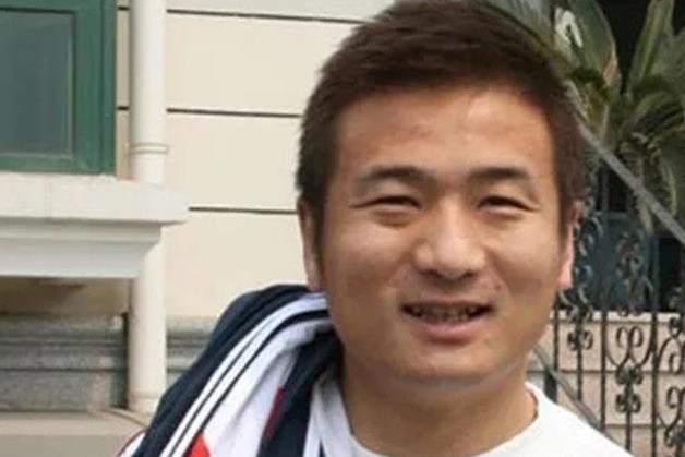 北京国安|国安队曾经的王牌球员，拒绝为70万踢假球，如今在青训部培养人才