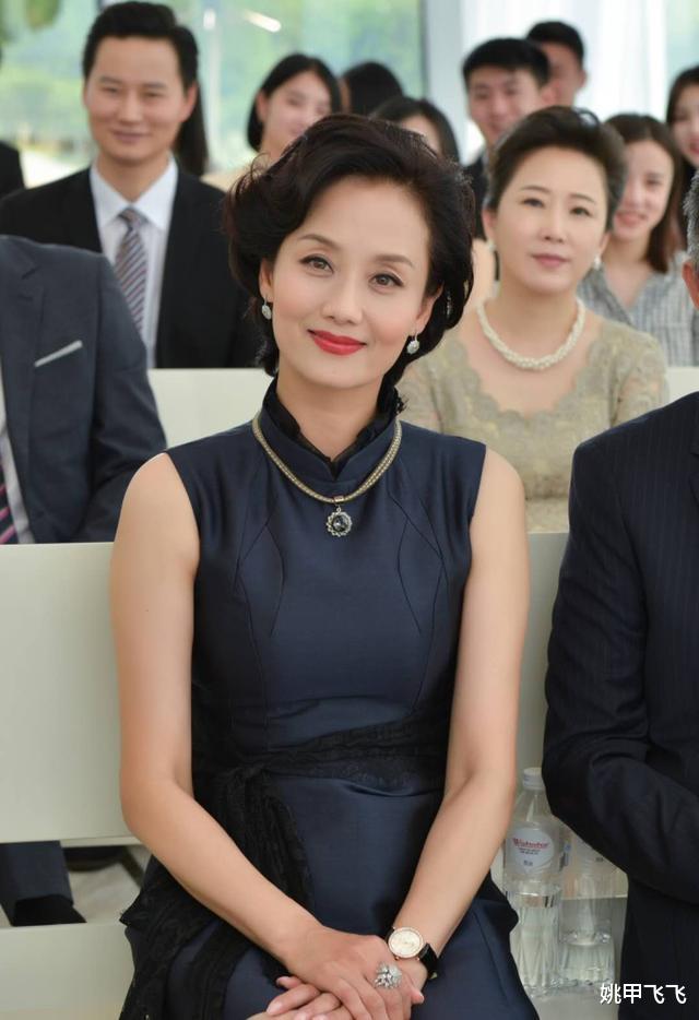 姐姐|9位“妈妈专业户”：天生一张养尊处优脸，自带贵气，演不了穷人! ! !