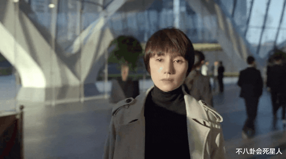 袁泉|袁泉，终于被拉下神坛