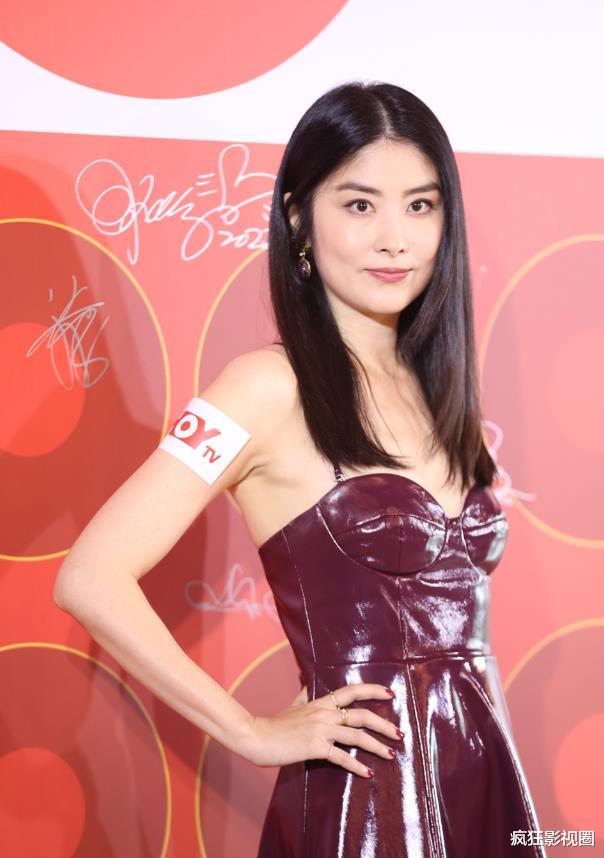 陈慧琳|50岁“冻龄玉女”陈慧琳，星途如此顺利，仅是因为背景显赫吗？
