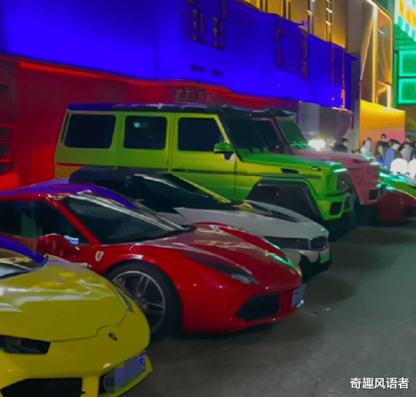 李晨|京圈富豪李晨拥有豪车无数,住在价值九亿的四合院,让六位顶流女星献上芳心