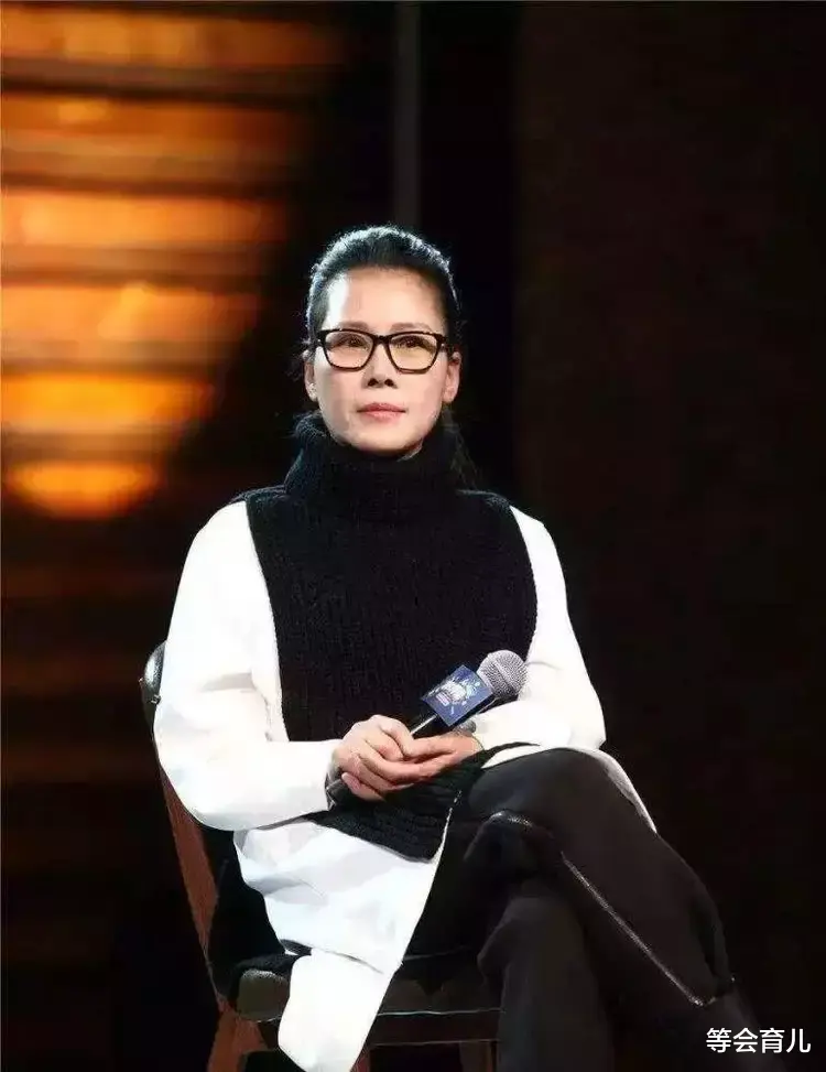 田震|20年后,再看那英、田震各自的境遇,差距一目了然