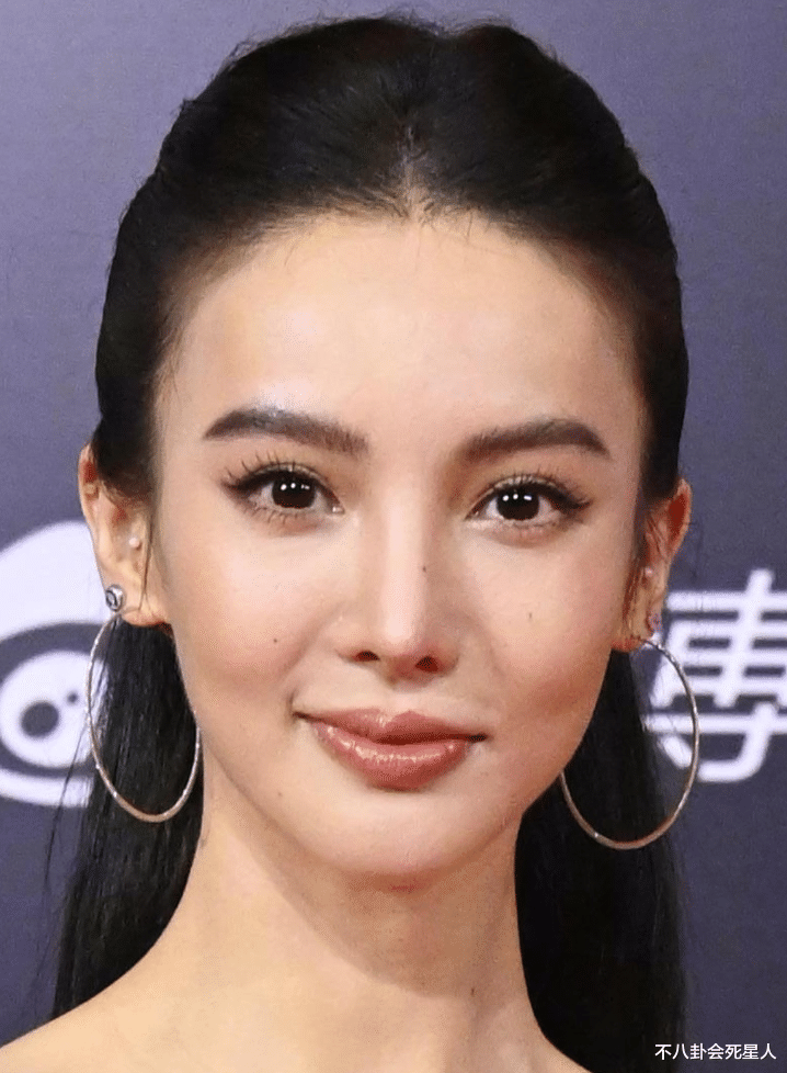 明星|脸型崎岖、颧骨突出、嘴歪,当明星离开精修,缺点全暴露!