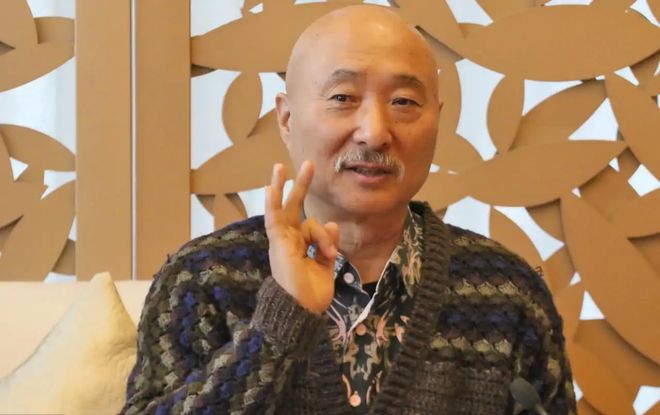 陈佩斯|陈佩斯：大街上的人不是苦大仇深，就是满脸抑郁，都是压力给害的