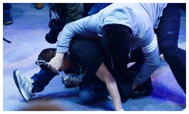 浙江男子深夜开车被杀,凶手醉后炫耀暴露行踪,警方追查24年破案