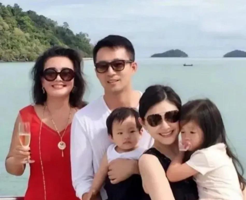 汪小菲|汪小菲开撕大S，爆其隐私，发文内容信息量太大