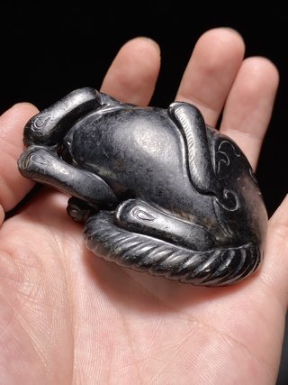 和田玉籽料|元 和田玉籽料 脂白玉 黑漆 独角兽 瑞兽 摆件 纸镇 把件