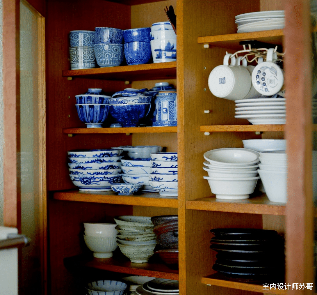 这位60岁婆婆火了!坚持每天收拾,家里一尘不染,值得我们学习