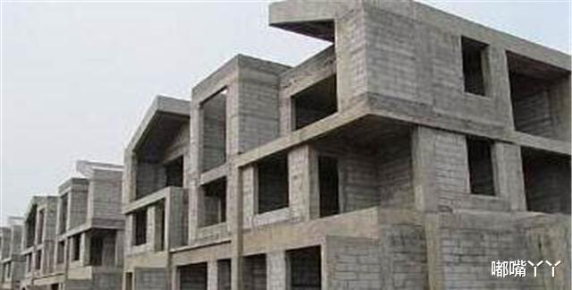 烂尾楼|为什么闲置的烂尾楼,总是只剩下一个框架的样子?可算知道了