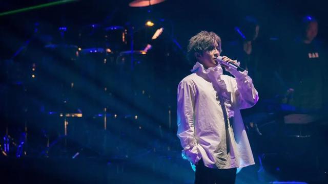 明星|2022年一开年，禁止失德艺人出镜，细扒7位明星的窘况“个个离谱”