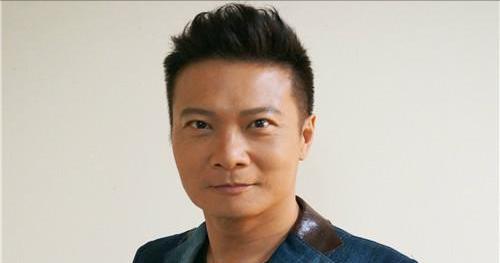 钱嘉乐|钱嘉乐被曝街头与人打架!动作专业反被嘲惨败,对方多次进行挑衅