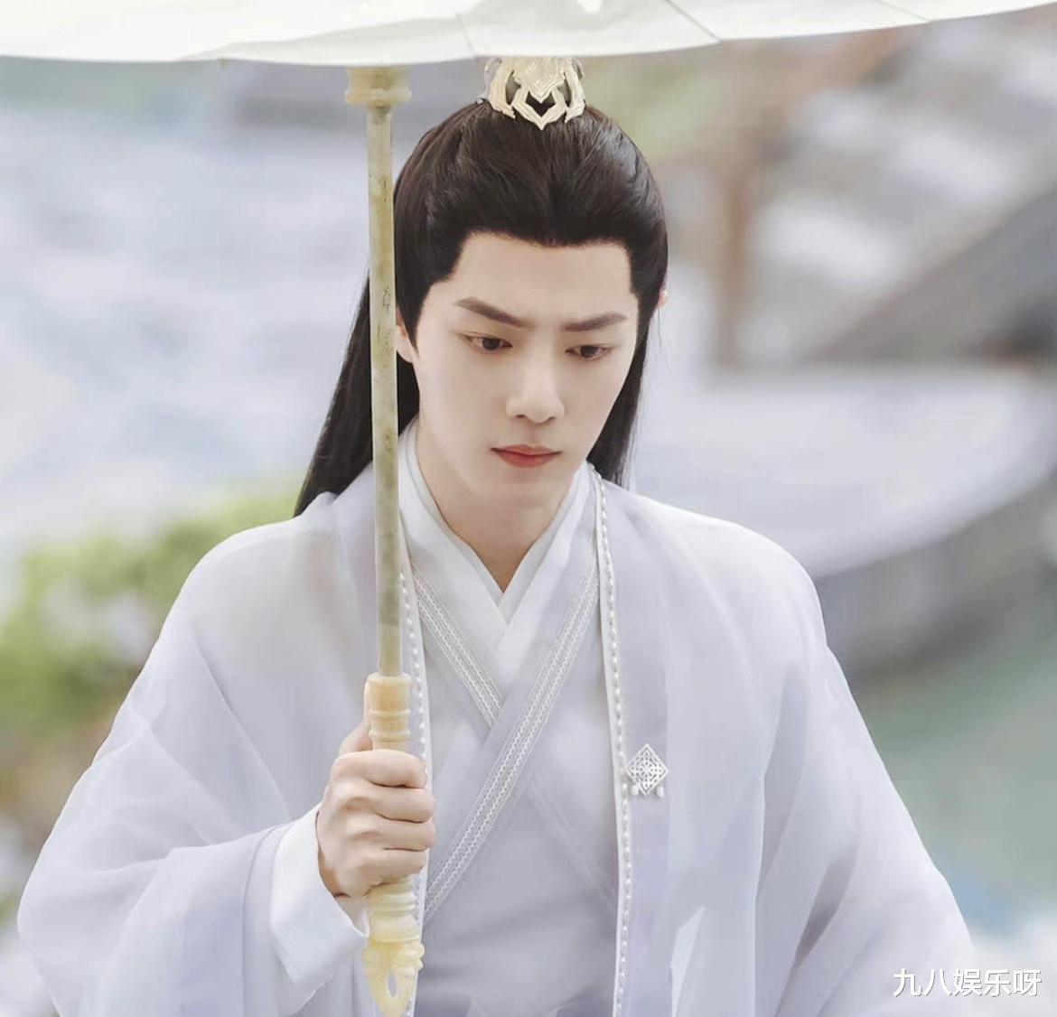 肖战|年度古装帅哥热度榜：肖战断层第一，任嘉伦、王一博紧随其后