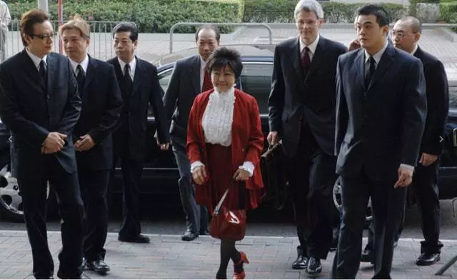 龚如心|亚洲女首富龚如心去世时，留下800亿没人继承，最终上交国家么？