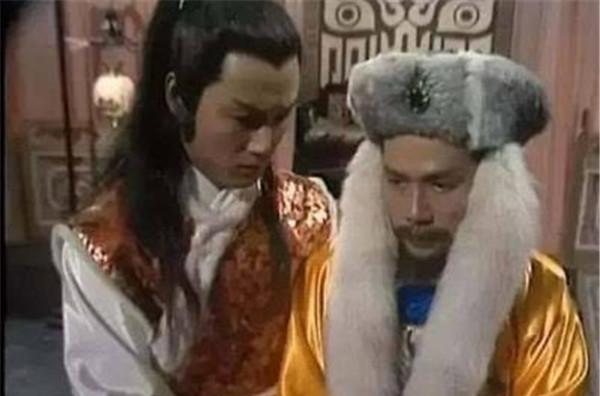 杨康|射雕英雄传：如果是亲生的，完颜洪烈还会丢下中毒的杨康不管吗？