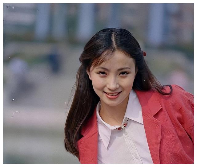 狐狸|10位“天生狐狸眼”女星，眨眼像放电、眼睛能勾人，媚到骨子里了