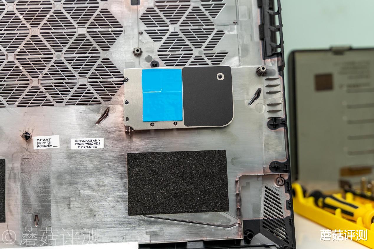 小米科技|多项新技术加持，综合性能提升明显、机械革命旷世3070Ti游戏本 深度拆解评测