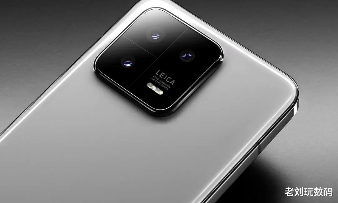 小米科技|便宜了600块！一加11的产品力能和小米13相比吗？