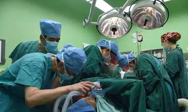 教育厅|故事：“你见过太多女人，配不上我女儿”准女婿一番话，丈母娘转怒为喜。