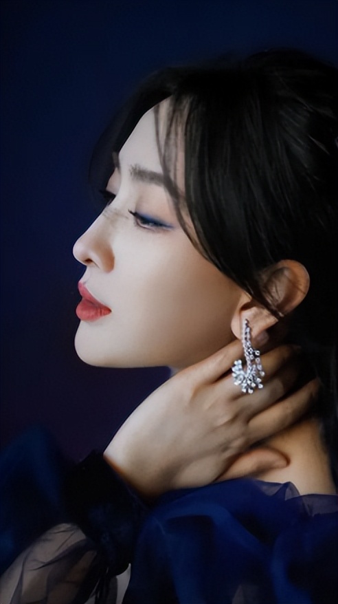 吴莫愁|街头卖艺、卑微求职、卖货求生，这5位过气女星如今有多窘？