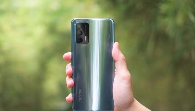 realme|真正的性价比“天花板”，骁龙888+128G储存，仅售1858元，太值！