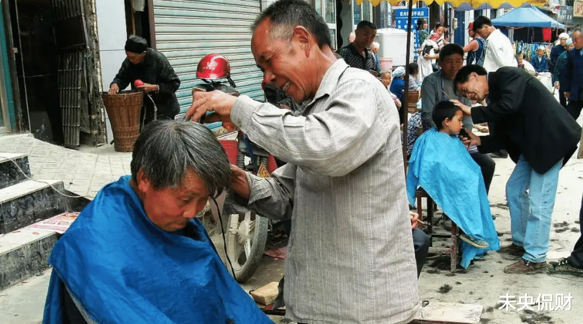 电子商务|理发店没受到电商冲击，为啥生意也越来越难做？内行人这样说