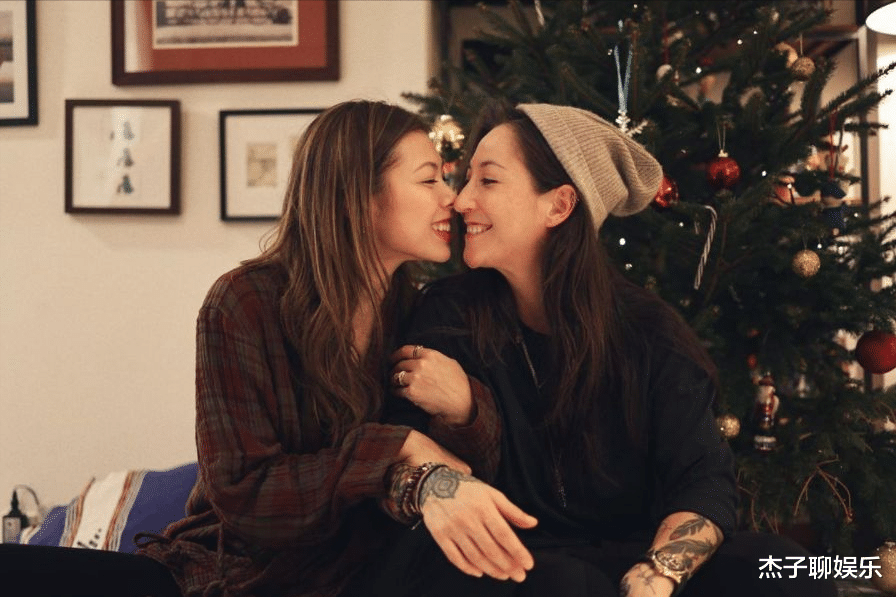 知否知否应是绿肥红瘦|知名男星公开祝福大女儿与其女朋友，不介意两人一起怀孕！