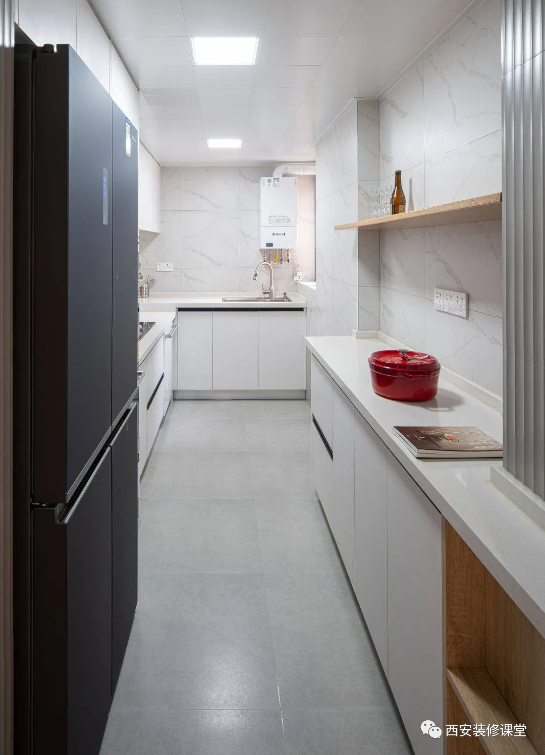 85㎡小夫妻两室,大白墙也能温馨简约