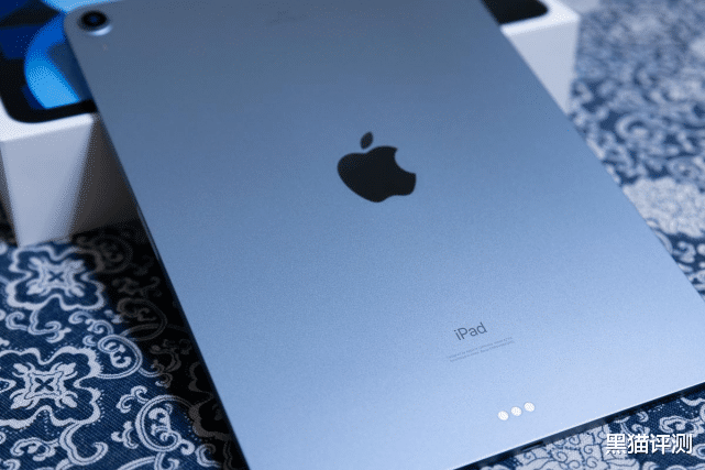 腾讯|M1+8GB+128GB，iPad Air5关键时刻再次曝光！
