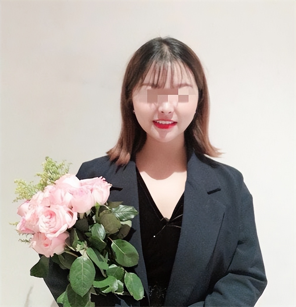 购房置业|不讲武德？2021年售楼小姐为卖房出轨客户，竟被拍下照片勒索7万