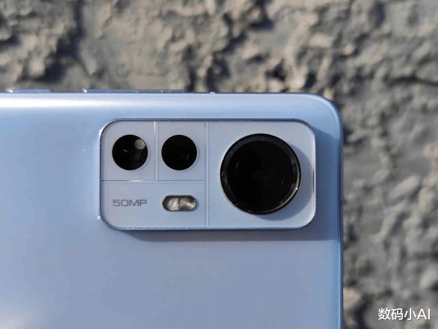 一加科技|都是4699元,一加10 Pro和小米12 Pro对比:有三个优势