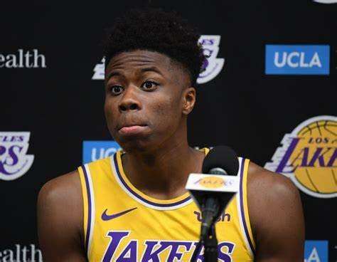 8小时7笔交易签约诞生,字母弟重返NBA,杜兰特迎最后争冠拼图